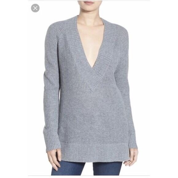 BP. Gray Knit Deep Plunging V-Neck Long Sleeve Sweater Women's Size XS - Picture 5 of 5